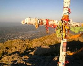 Viagem e Peregrinação: O Monte Uritorco e a cidade ERKS